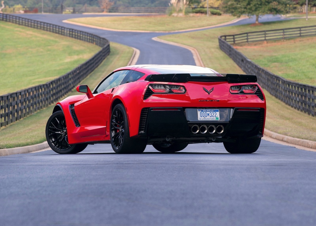 2015-corvette-z06-owners-complaining-about-heat-soak-power-loss-its-actually-a-conservative-ecu-