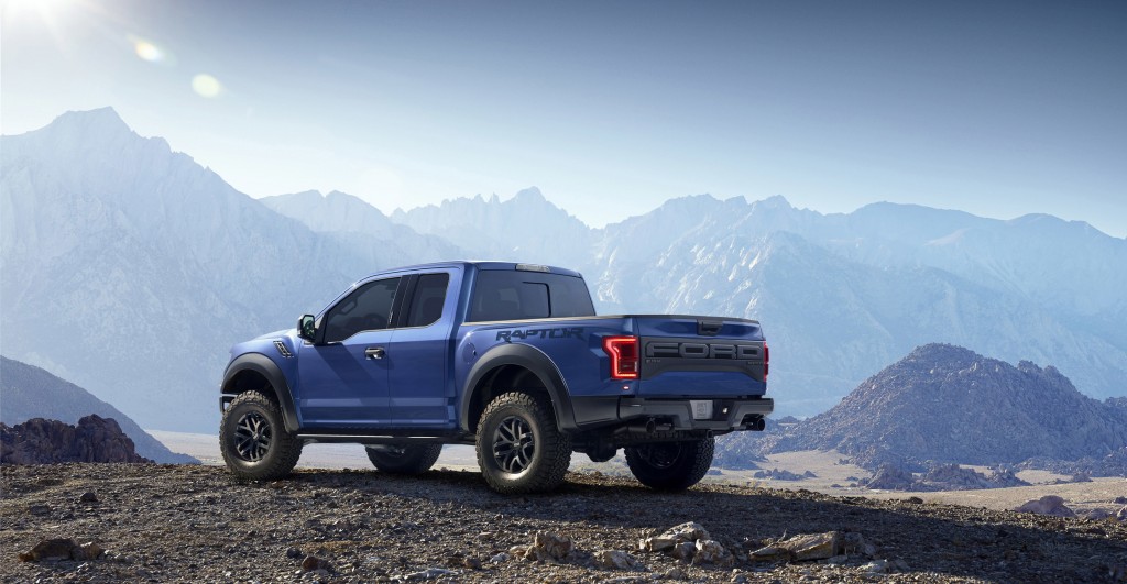 004-ford-f150-raptor-1