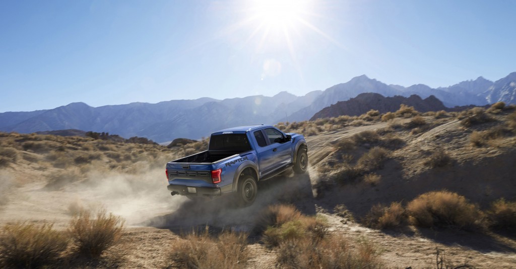 008-ford-f150-raptor-1