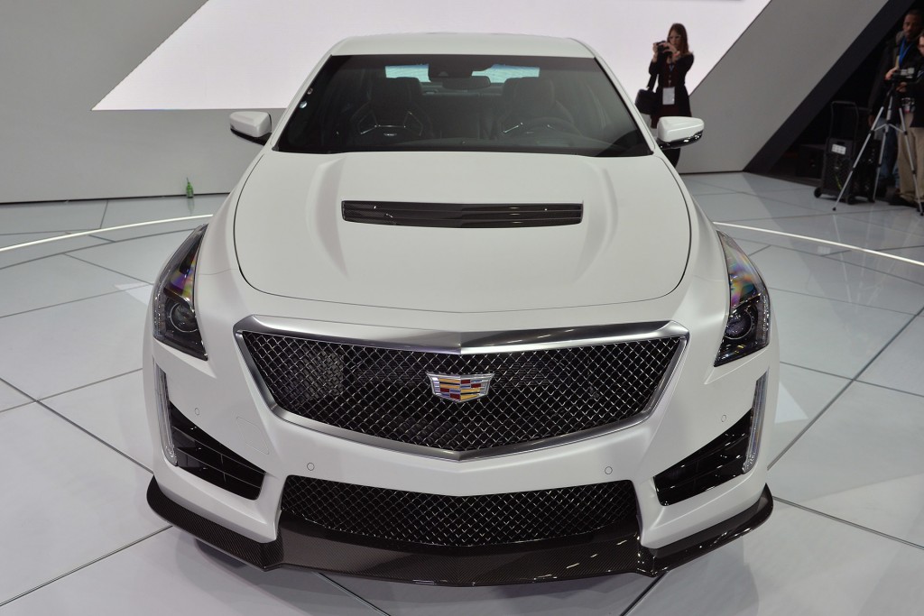 05-2016-cadillac-cts-v-detroit-1