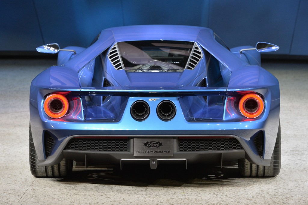 11-ford-gt-concept-detroit-1