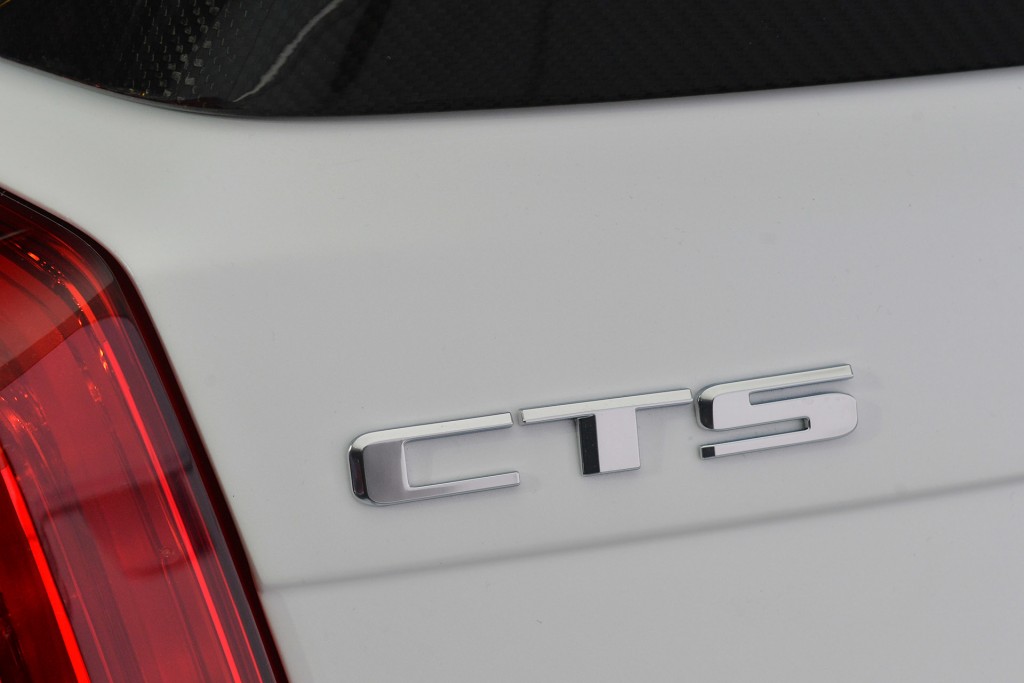 15-2016-cadillac-cts-v-detroit-1