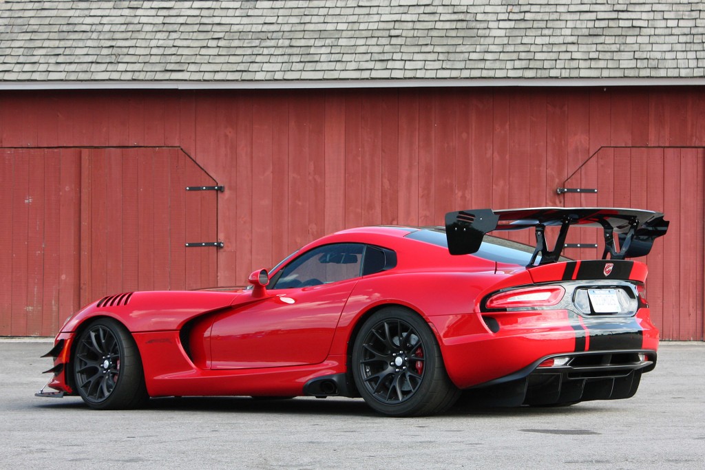 02-2016-dodge-viper-acr-fd-1