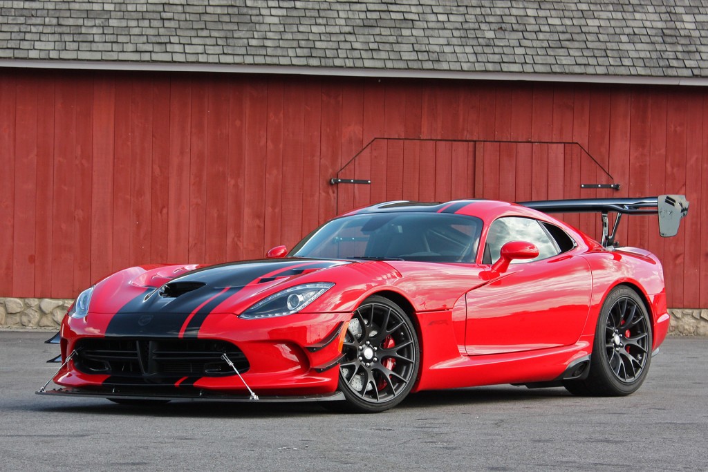 03-2016-dodge-viper-acr-fd-1