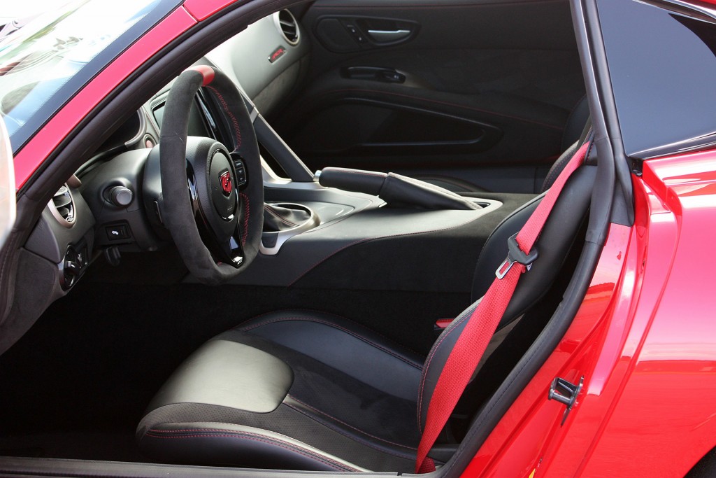 18-2016-dodge-viper-acr-fd-1