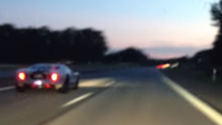 Ford GT Does insane HIGH SPEED Pass On A Nissan GTR