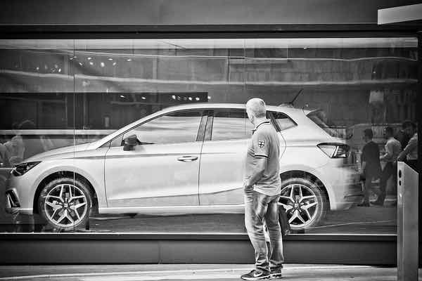 Things You Need to Do Before You Go Car Shopping