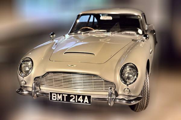 Who will be crowned winner in The Great Movie Car Race?
